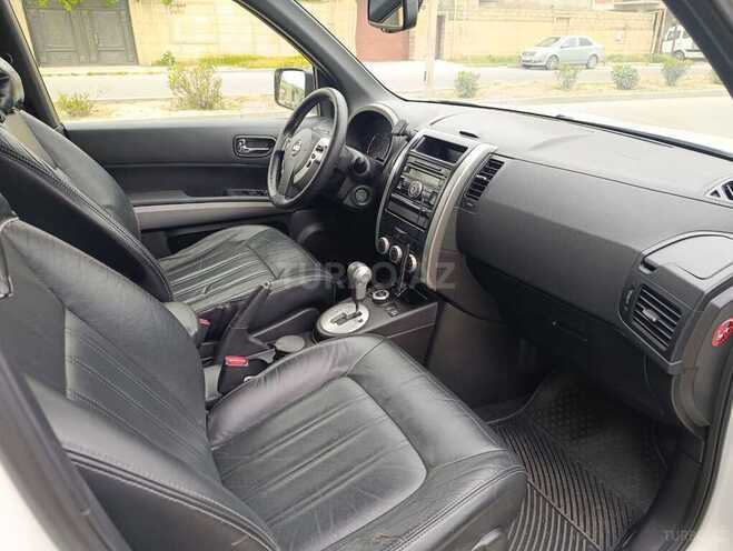 Nissan X-Trail 2011, 296,000 km - 2.5 л - Bakı