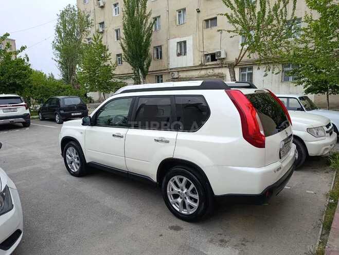 Nissan X-Trail 2011, 296,000 km - 2.5 л - Bakı
