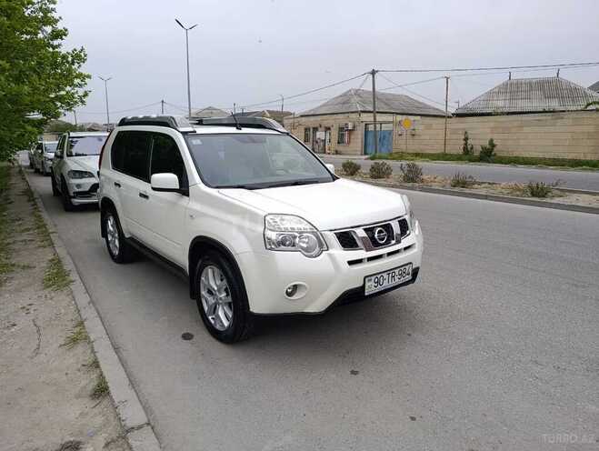 Nissan X-Trail 2011, 296,000 km - 2.5 л - Bakı