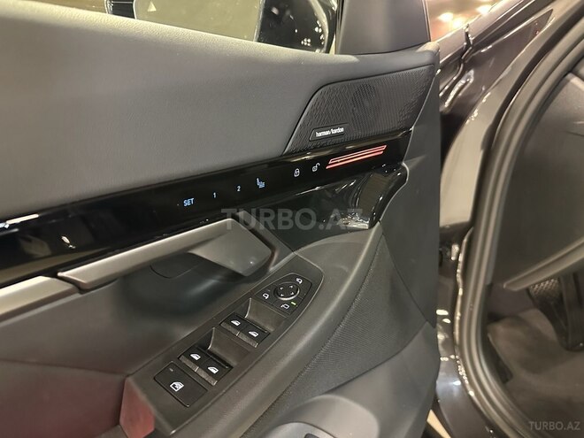 BMW 530e 2024, 9,000 km - 2.0 l - Bakı