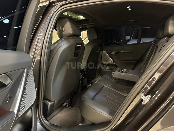BMW 530e 2024, 9,000 km - 2.0 l - Bakı
