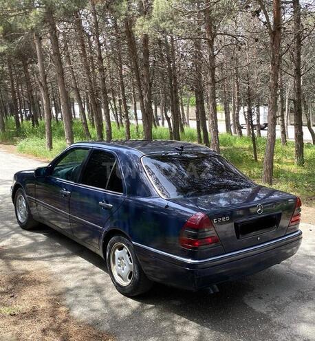 Mercedes C 220 1995, 256,000 km - 2.2 l - Bakı