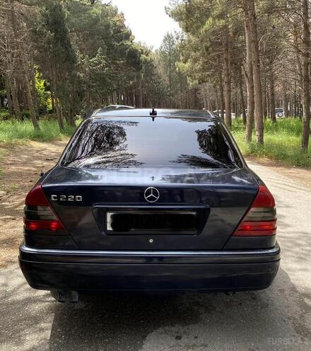 Mercedes C 220 1995, 256,000 km - 2.2 l - Bakı
