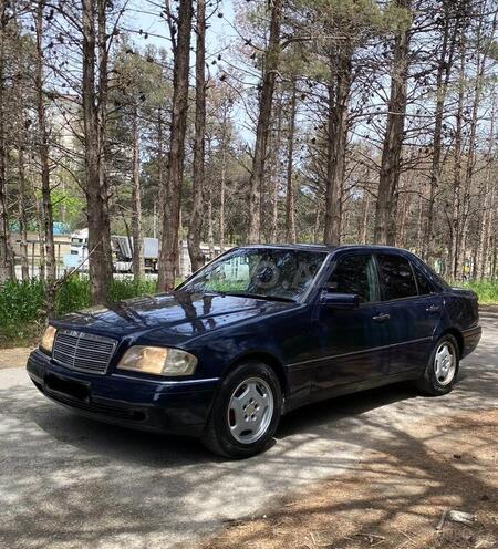 Mercedes C 220 1995, 256,000 km - 2.2 l - Bakı