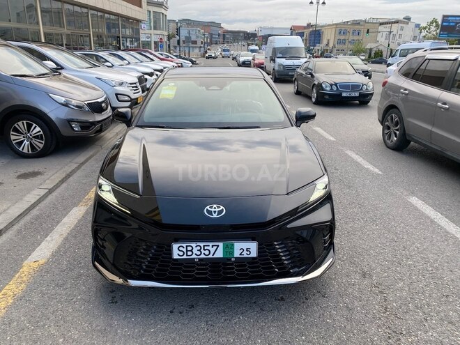 Toyota Camry-1