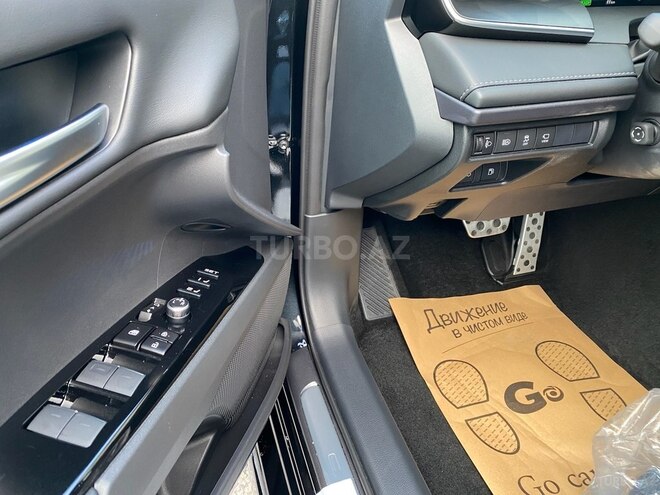 Toyota Camry-17