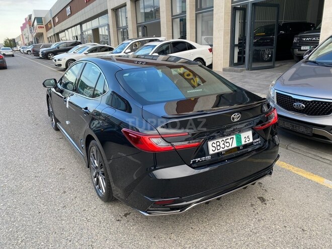 Toyota Camry-7