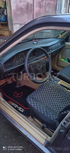 Mercedes 190 1993, 523,222 km - 2.0 l - Quba