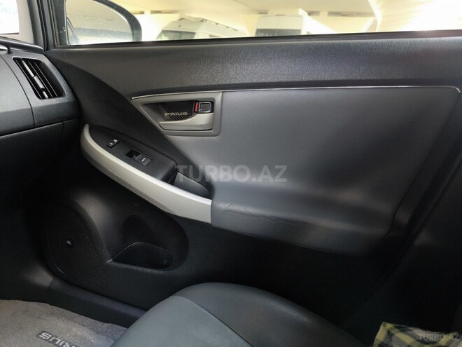 Toyota Prius 2013, 191,000 km - 1.8 л - Bakı