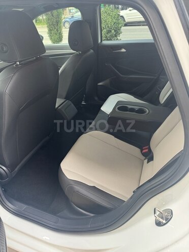 Volkswagen Jetta 2019, 109,000 km - 1.4 l - Bakı