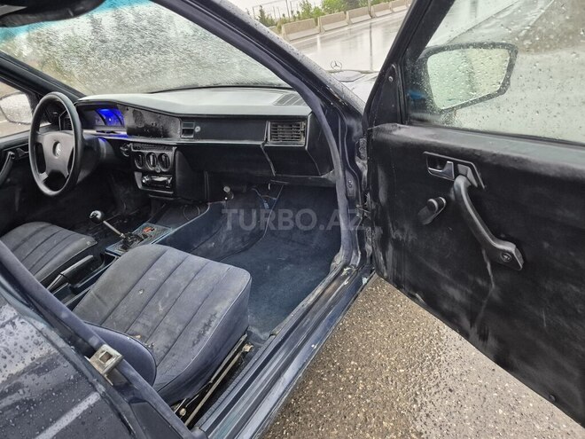 Mercedes 190 1991, 325,632 km - 2.0 l - Sumqayıt