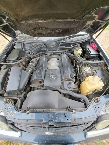 Mercedes E 240 1997, 292,000 km - 2.4 l - Gəncə