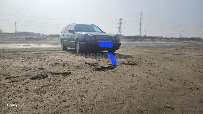 Mercedes E 240 1998, 232,750 km - 2.4 l - Sumqayıt