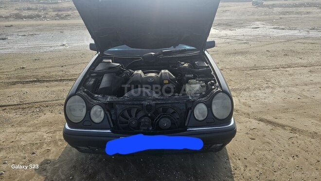Mercedes E 240 1998, 232,750 km - 2.4 l - Sumqayıt