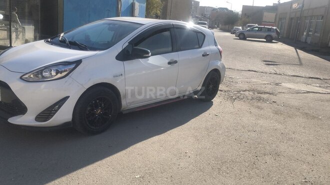 Toyota Aqua 2018, 290,000 km - 1.5 l - Bakı