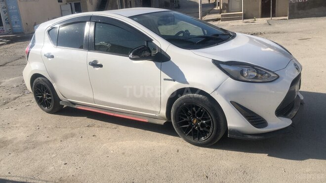Toyota Aqua 2018, 290,000 km - 1.5 l - Bakı