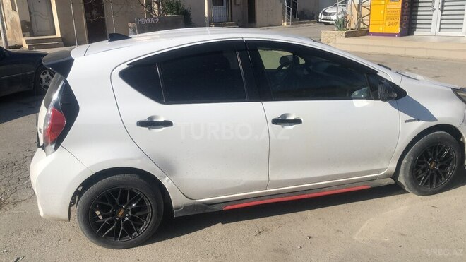 Toyota Aqua 2018, 290,000 km - 1.5 l - Bakı