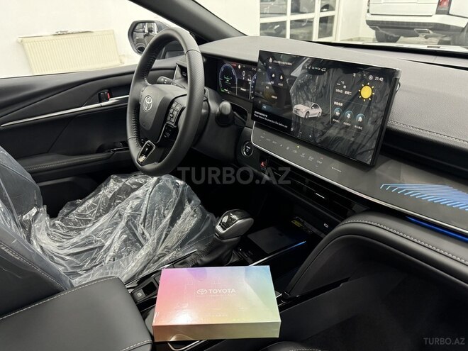 Toyota Camry-18