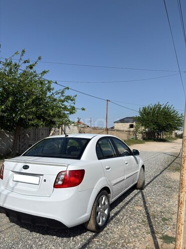 Kia Rio 2011, 300,000 km - 1.6 l - Bakı