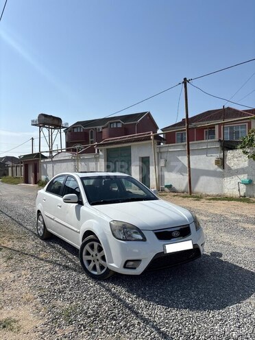 Kia Rio 2011, 300,000 km - 1.6 l - Bakı