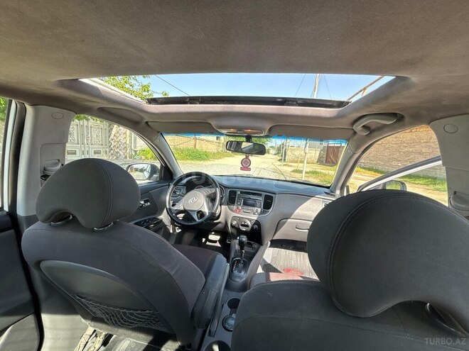 Kia Rio 2011, 300,000 km - 1.6 l - Bakı