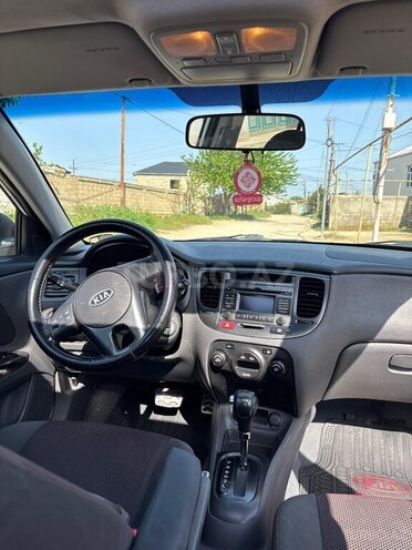 Kia Rio 2011, 300,000 km - 1.6 l - Bakı