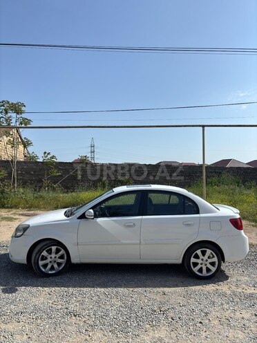 Kia Rio 2011, 300,000 km - 1.6 l - Bakı