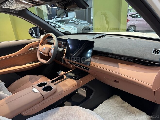 Changan Uni-Z-16