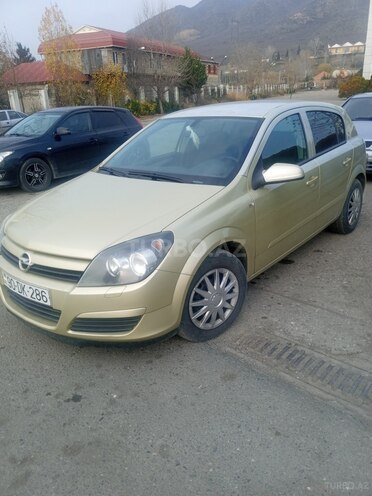 Opel Astra 2004, 200,000 km - 1.4 l - Ağsu