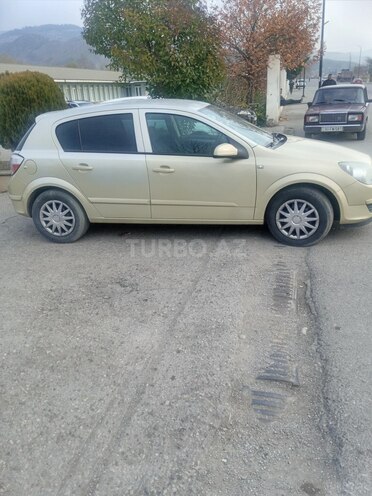 Opel Astra 2004, 200,000 km - 1.4 l - Ağsu