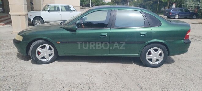 Opel Vectra 1996, 244,458 km - 1.8 l - Sumqayıt