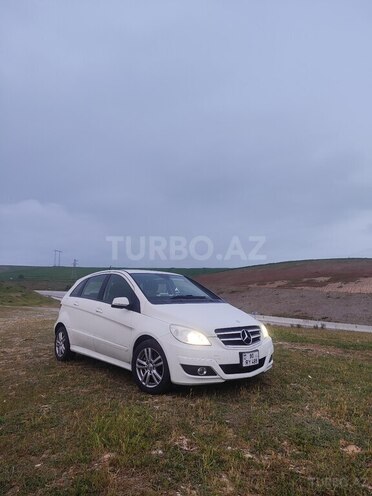 Mercedes B 180 2009, 146,000 km - 1.7 l - Mingəçevir