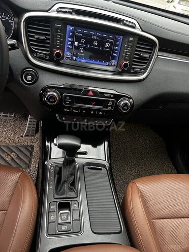Kia Sorento 2018, 140,876 km - 2.0 l - Bakı