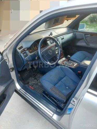 Mercedes E 230 1997, 430,000 km - 2.3 l - Mingəçevir