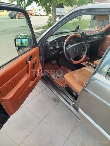 Mercedes 190 1992, 250,000 km - 2.0 л - Mingəçevir