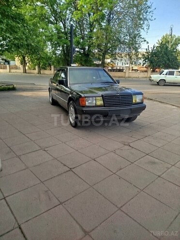 Mercedes 190 1992, 250,000 km - 2.0 л - Mingəçevir