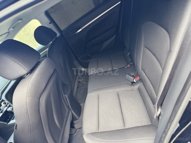Hyundai Elantra 2018, 80,000 km - 2.0 l - Bakı