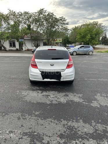 Hyundai i30 2007, 231,300 km - 1.6 l - Ağcabədi