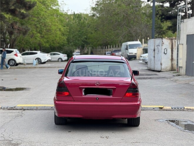 Mercedes C 200 1998, 246,655 km - 2.0 l - Bakı
