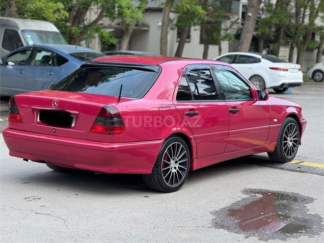 Mercedes C 200 1998, 246,655 km - 2.0 l - Bakı