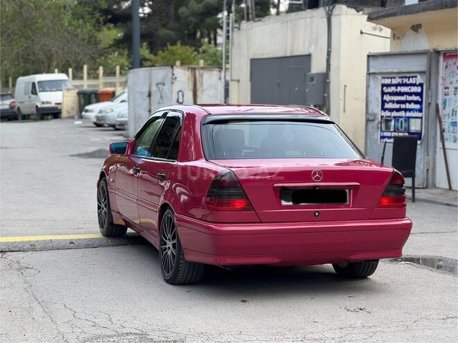 Mercedes C 200 1998, 246,655 km - 2.0 l - Bakı