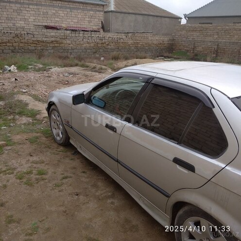 BMW 318 1991, 300,004 km - 1.8 l - Bakı