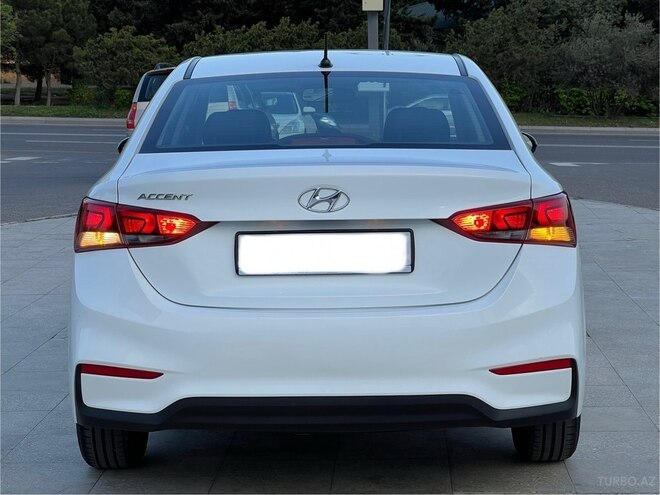 Hyundai Accent 2019, 122,008 km - 1.4 l - Bakı
