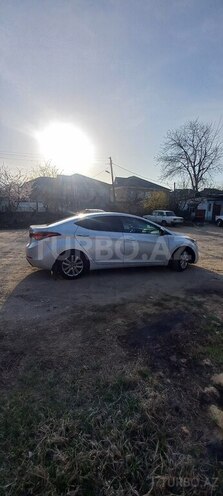 Hyundai Elantra 2014, 137,209 km - 1.8 l - Qusar