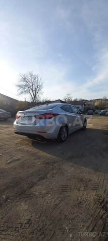 Hyundai Elantra 2014, 137,209 km - 1.8 l - Qusar