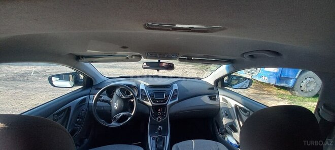 Hyundai Elantra 2014, 137,209 km - 1.8 l - Qusar