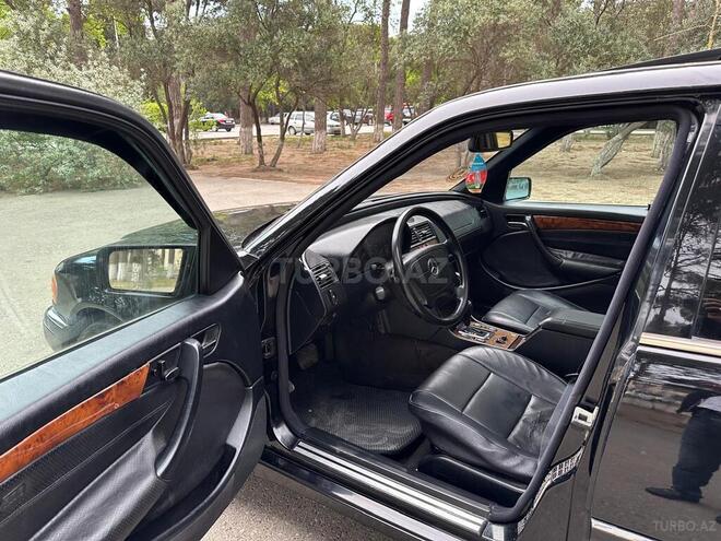 Mercedes C 230 1998, 301,000 km - 2.3 l - Sumqayıt