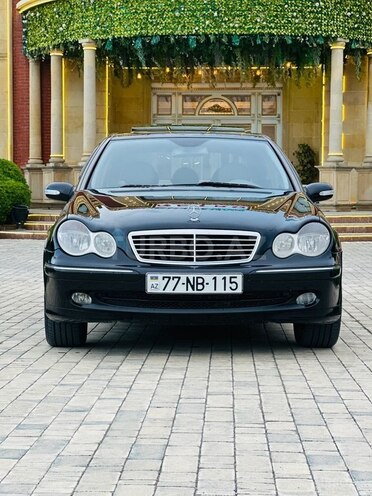 Mercedes C 240 2004, 300,000 km - 2.4 l - Bakı