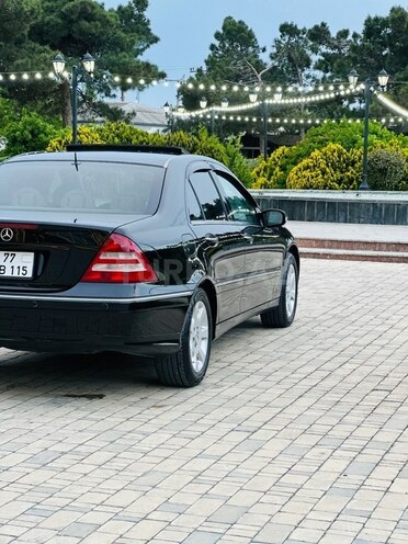 Mercedes C 240 2004, 300,000 km - 2.4 l - Bakı