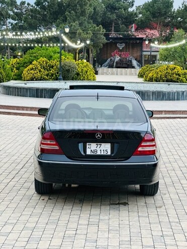 Mercedes C 240 2004, 300,000 km - 2.4 l - Bakı